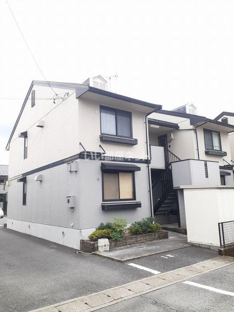 夏梅ビレッジE棟