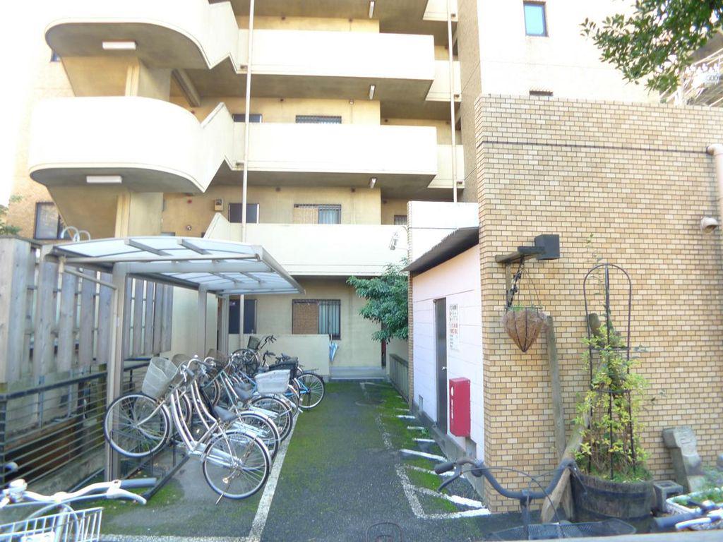 綾東ヴィレッジ壱番館