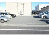 ウィンアイランドA・B