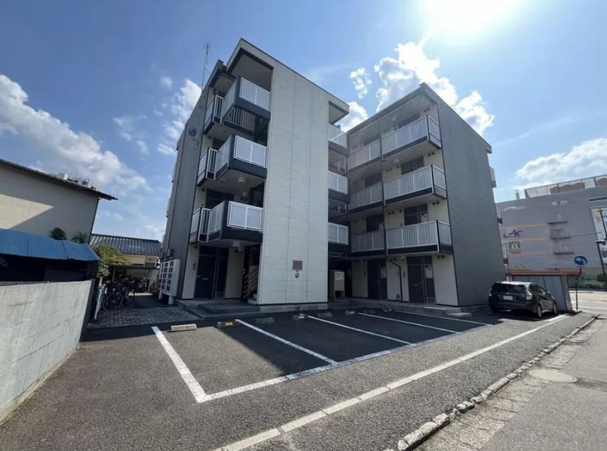 福島交通飯坂線 曽根田駅 徒歩4分  築19年