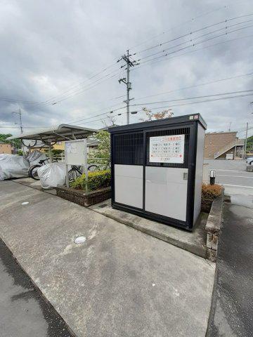 ロータスガーデンB
