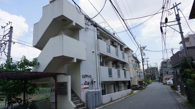 ラレーブ久地