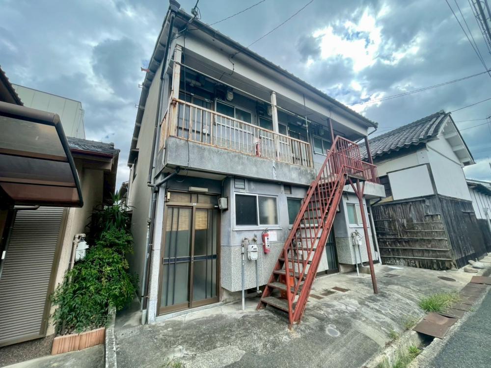 近鉄長野線 富田林駅 徒歩4分 2階建 築53年
