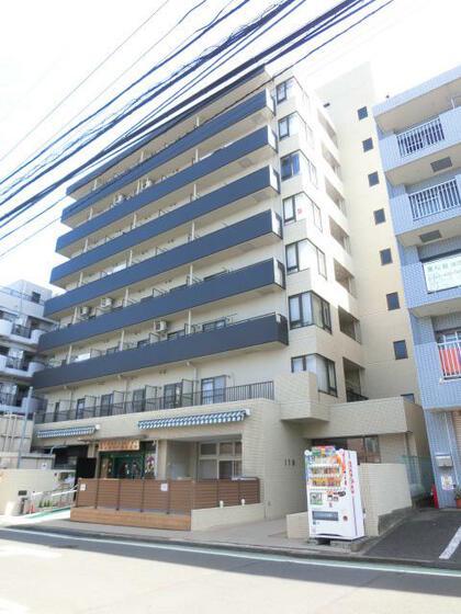 グリーンライン 中山駅(神奈川) 徒歩1分 9階建 築40年