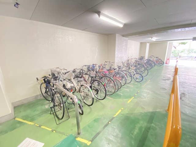 ホワイトヒルズ東桜