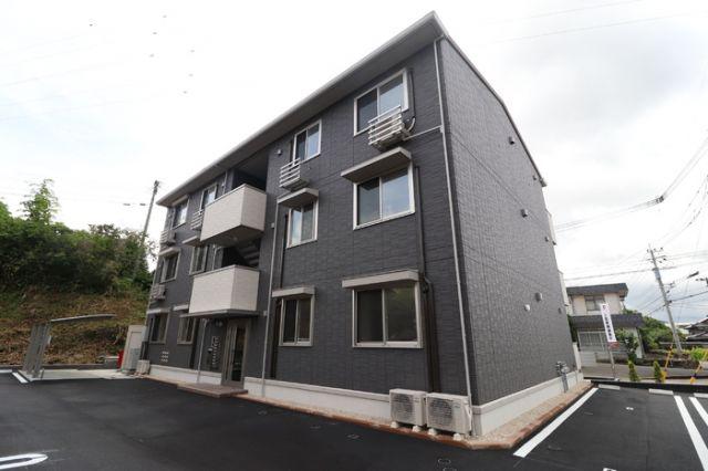 FOREST HILLS A棟