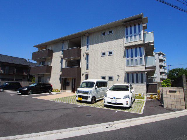 ディーモンテ 深井沢町