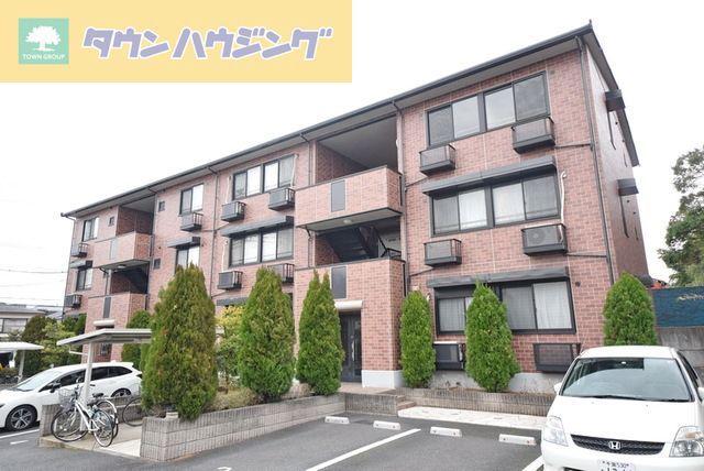 ロイヤルクレッセント西登戸