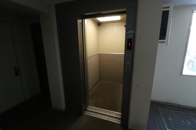 サンハイツ丸果