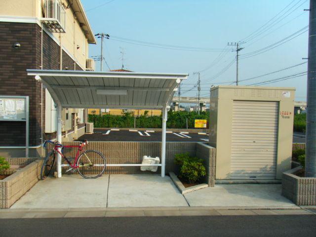プラシード