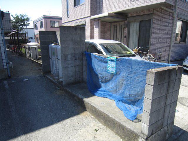 ハイツ丸久 A