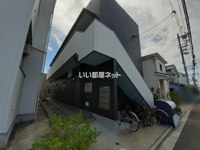 LAZWARD HIGASHIOSAKAラズ