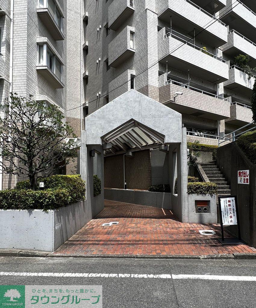コートヒルズ青葉台B棟