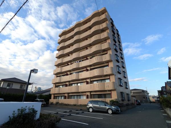 〇ロイヤルヴィサージュ