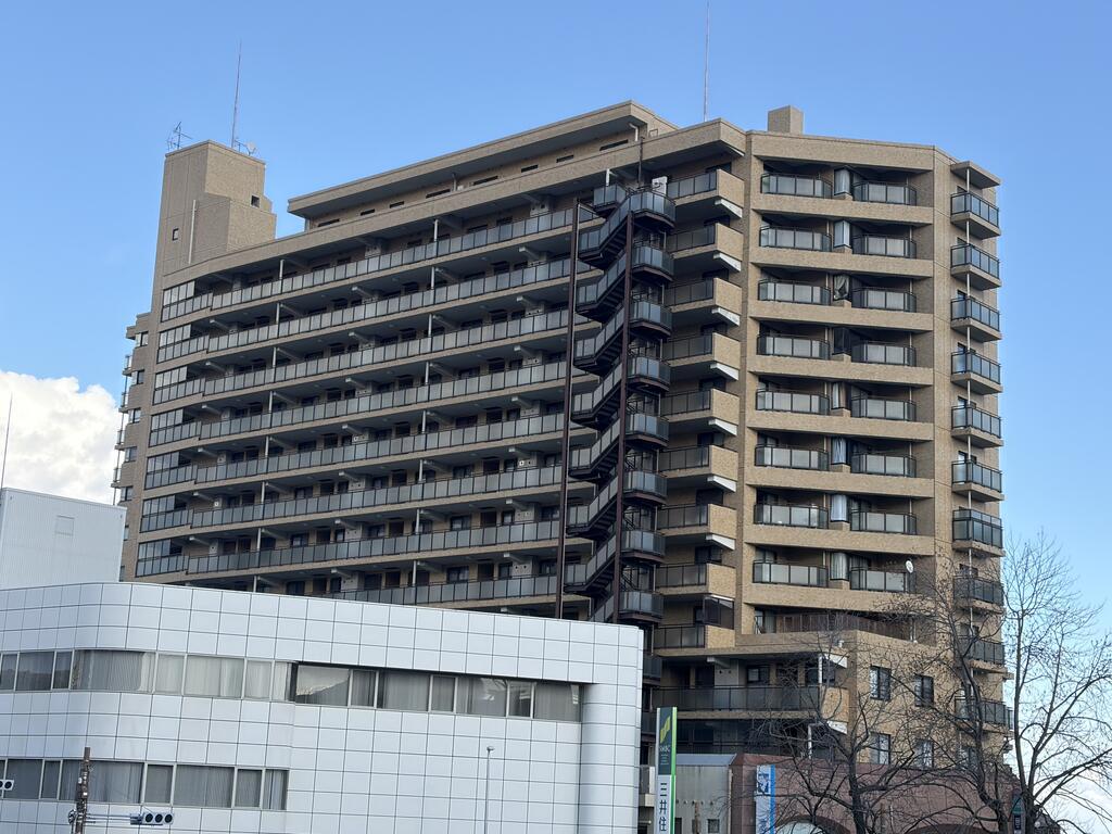 イトーピア逆瀬川(4LDK/6階)
