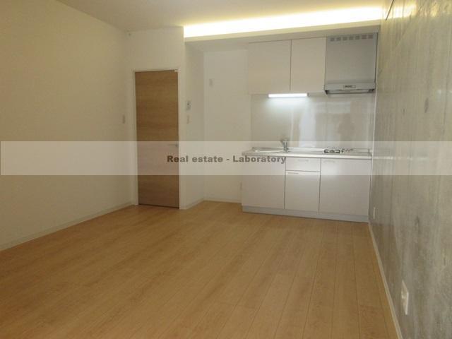 APARTMENT 結