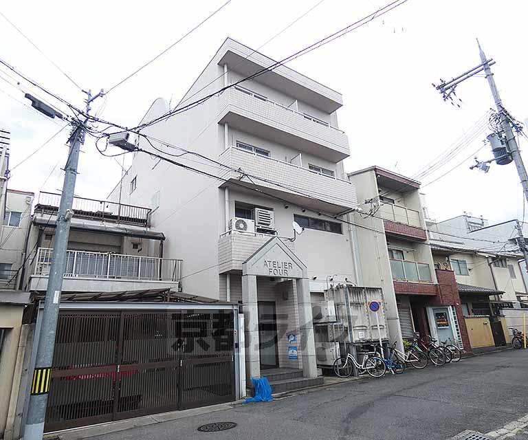 アトリエフォー