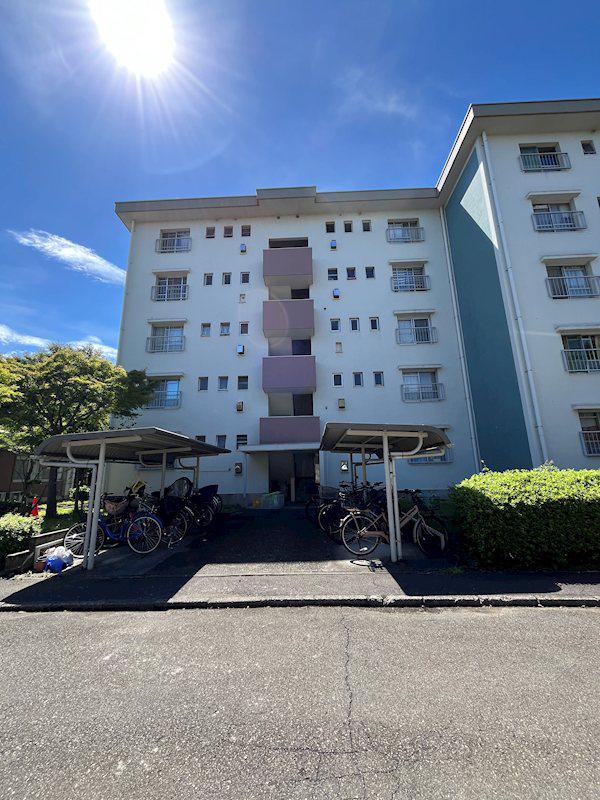 車返団地1街区8号棟