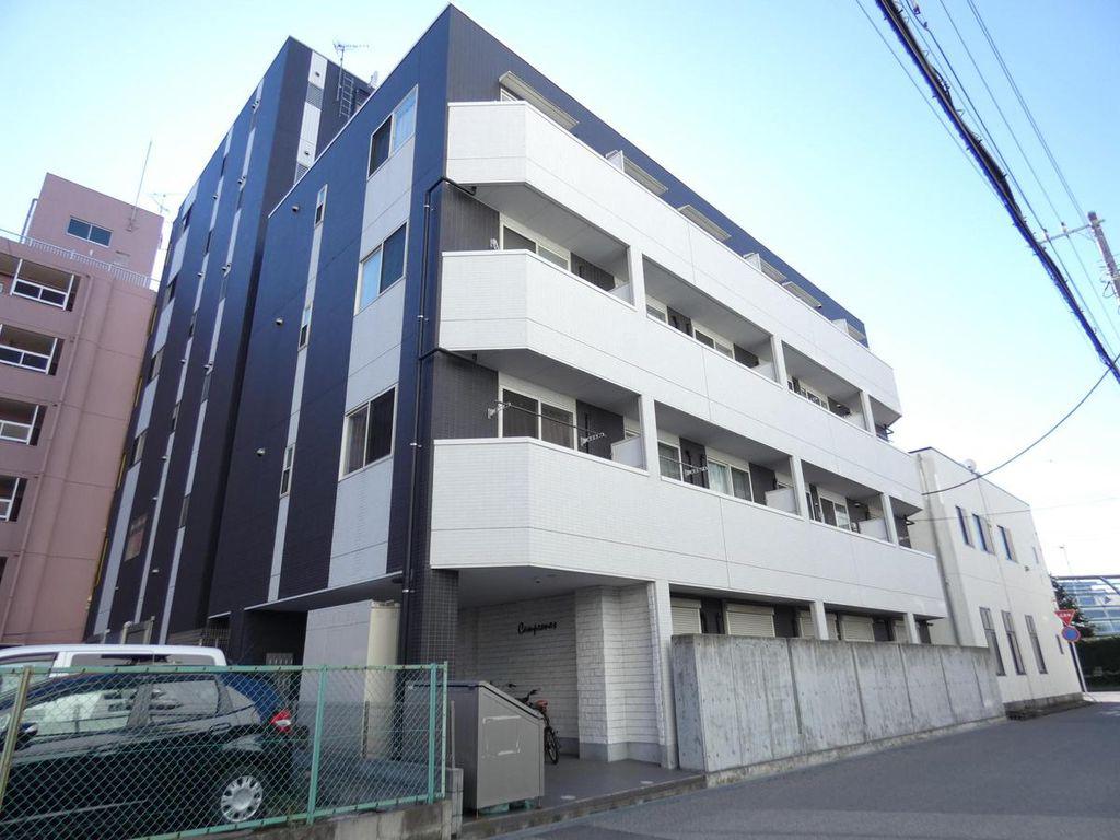 カンピオーネス