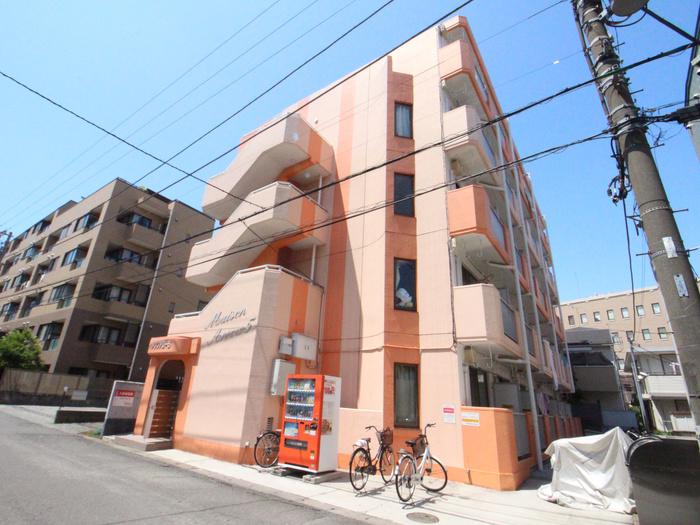 MAISON ARROW5