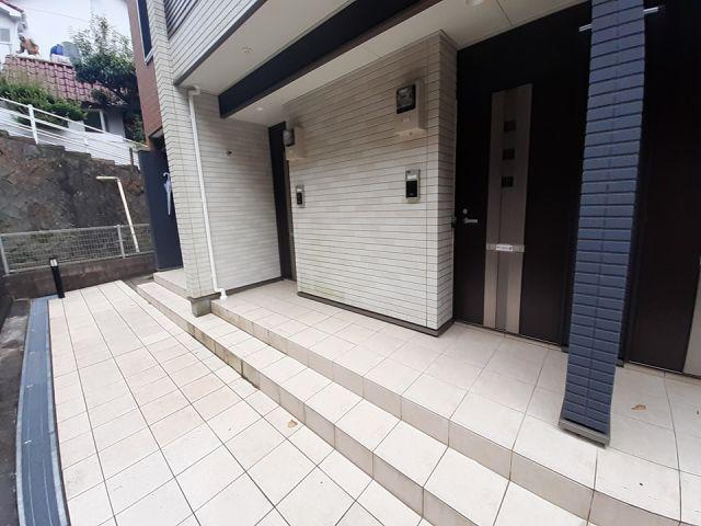 アドラブール城栄
