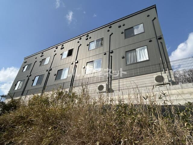 LMA HOUSE ONE