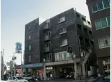 クレセントハウス