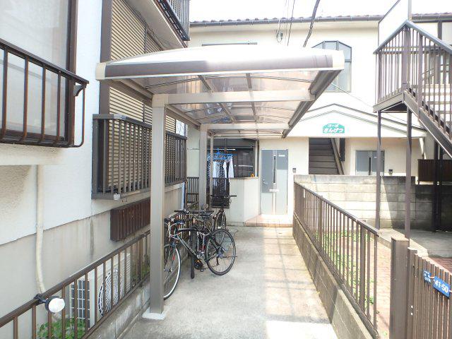 コーポさんげつ