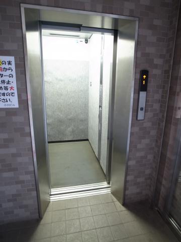 新田町小川マンション