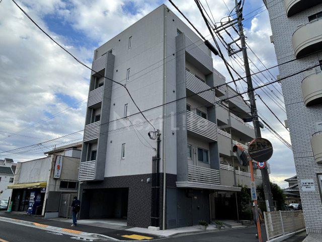京王線 西調布駅 徒歩6分  築8年