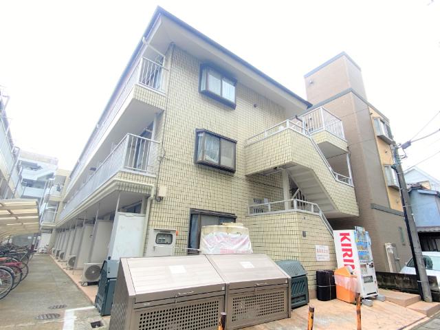 東京メトロ東西線 浦安駅(千葉) 徒歩8分 3階建 築38年
