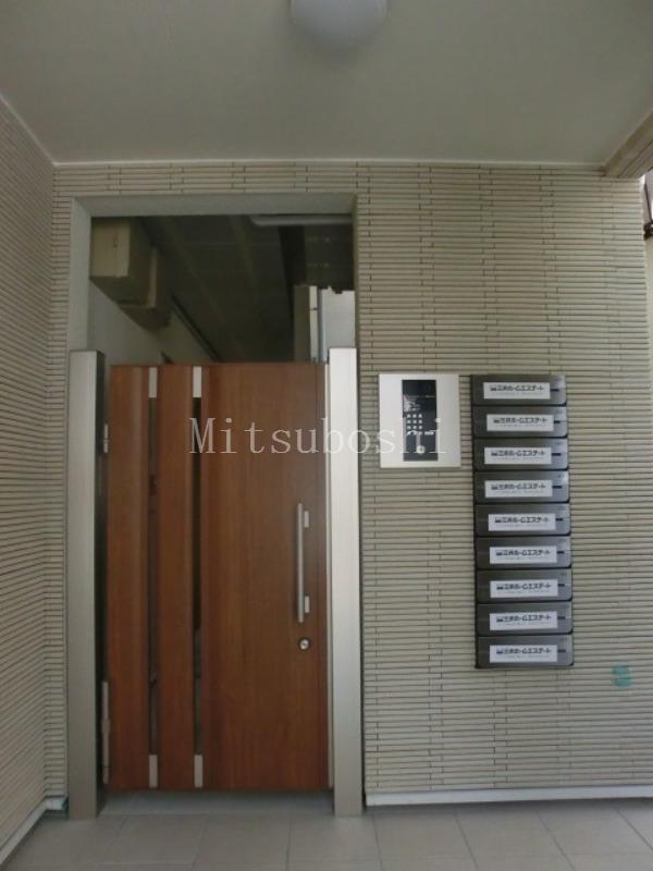 リラ下北沢