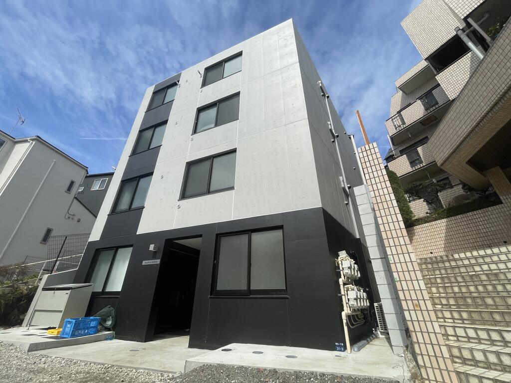 SAPPHIREESTATES