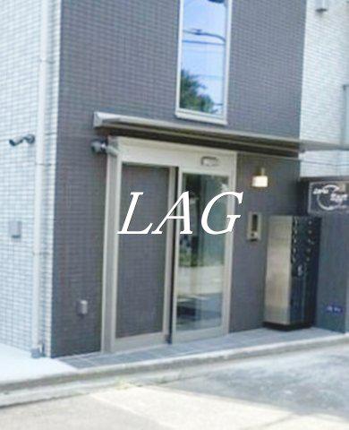LARES イースト