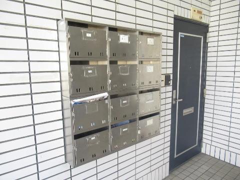 コーポウエストリバー