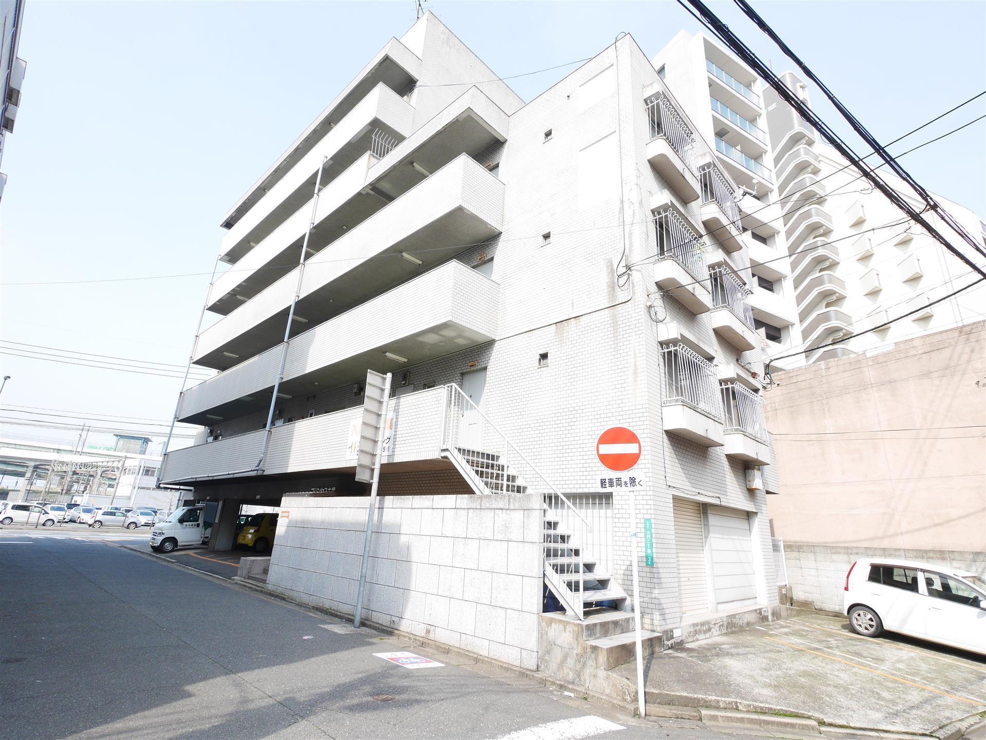 プランドール西小倉駅前