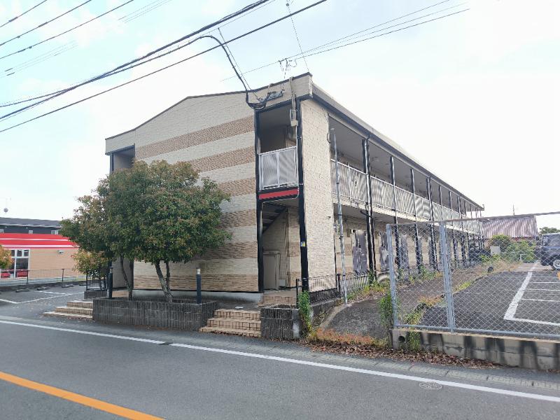 レオパレス岩瀬