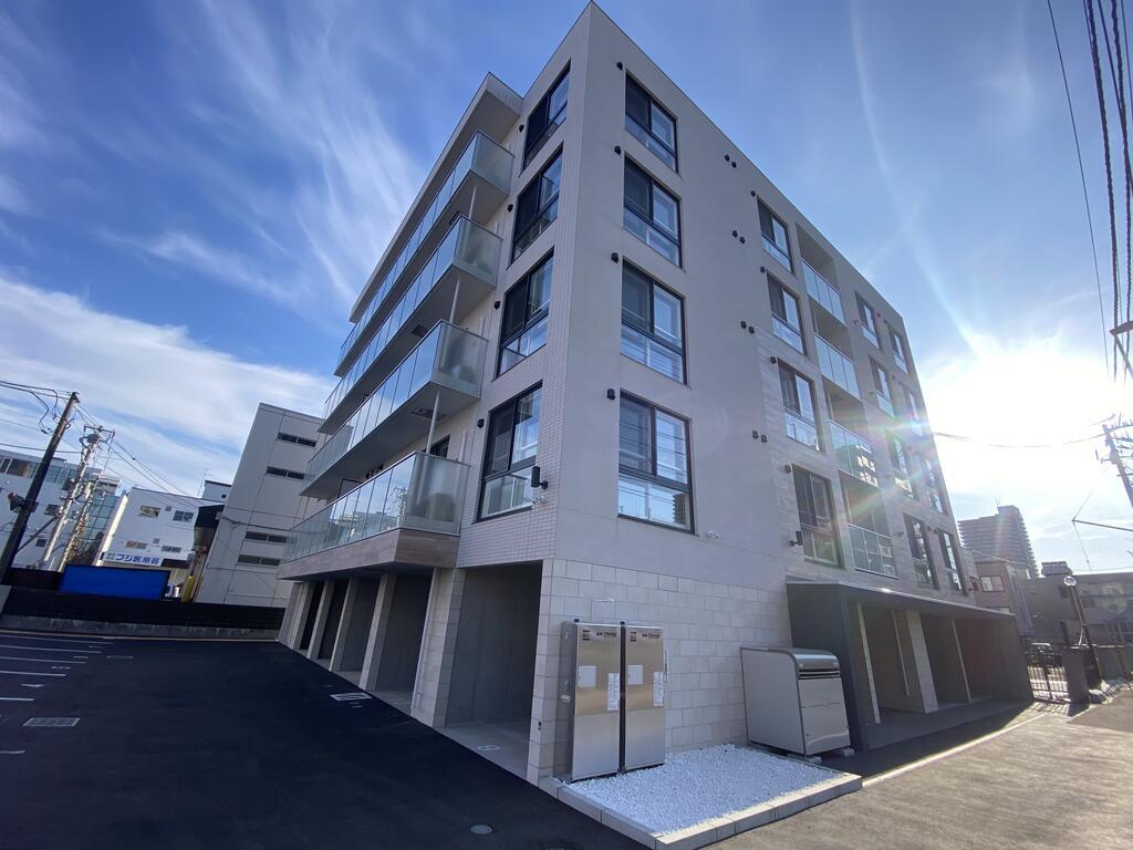 CRESCEND苗穂駅前