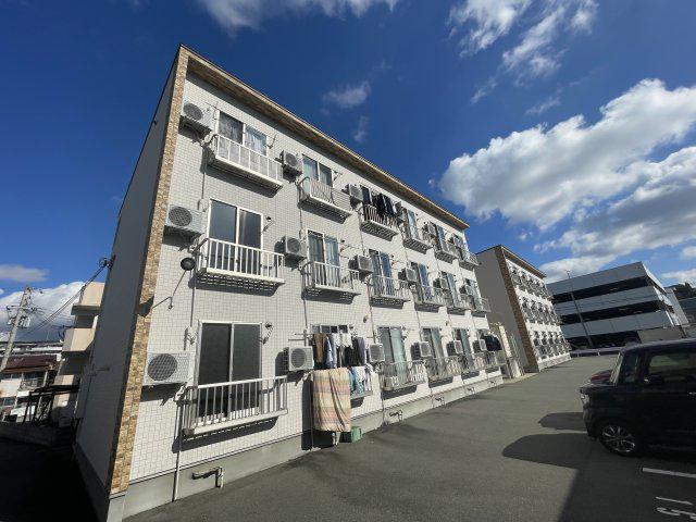 山陽電鉄本線 手柄駅 徒歩22分 3階建 築10年