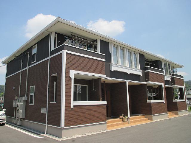 フローレスタタウンB棟