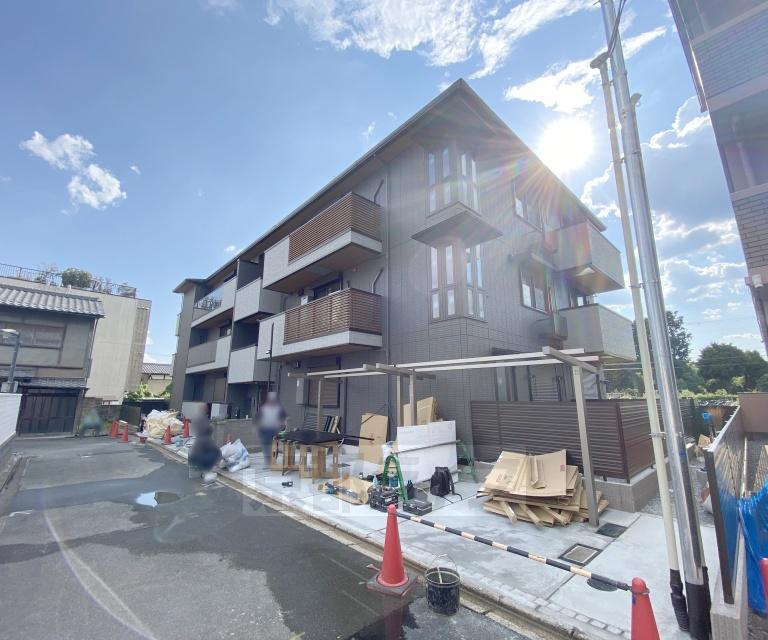 ウィステリア太秦天神川