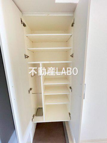 レジュールアッシュ弁天