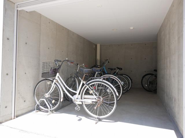 HILLS SAPPORO II