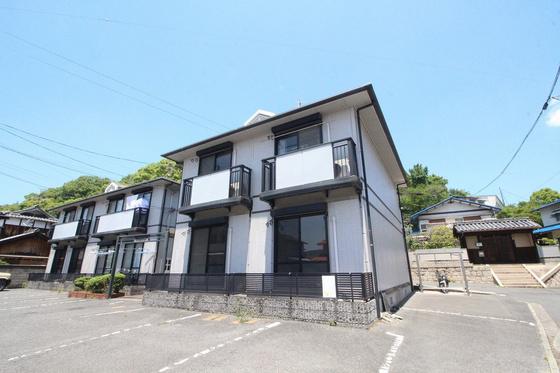 レジデンス西崎 B