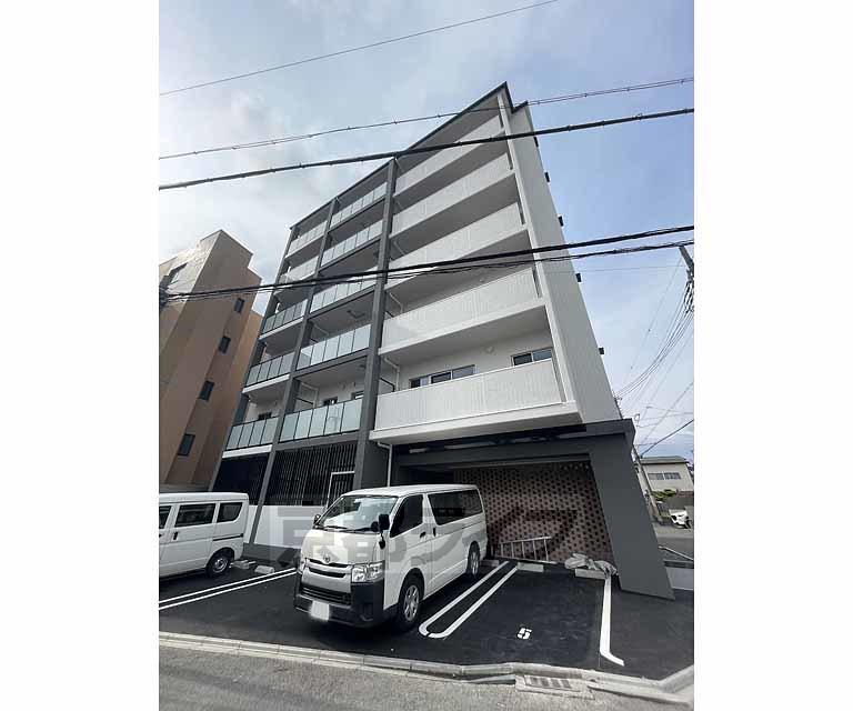 メゾン1番館