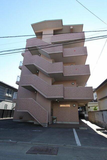 第十三ショーケービル
