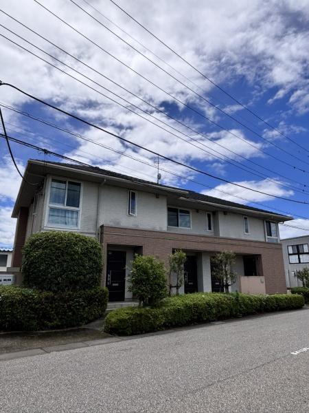 RESIDENCIA LUCEREGALO MES(2LDK/1階)の外観写真