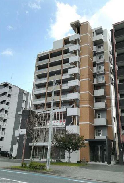 サージュ陣原