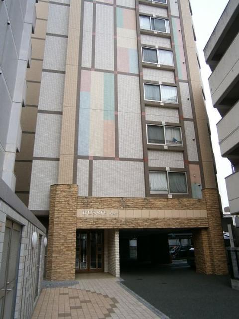 ルッシェ竹下駅前