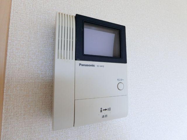 ロイヤルビレッジ B